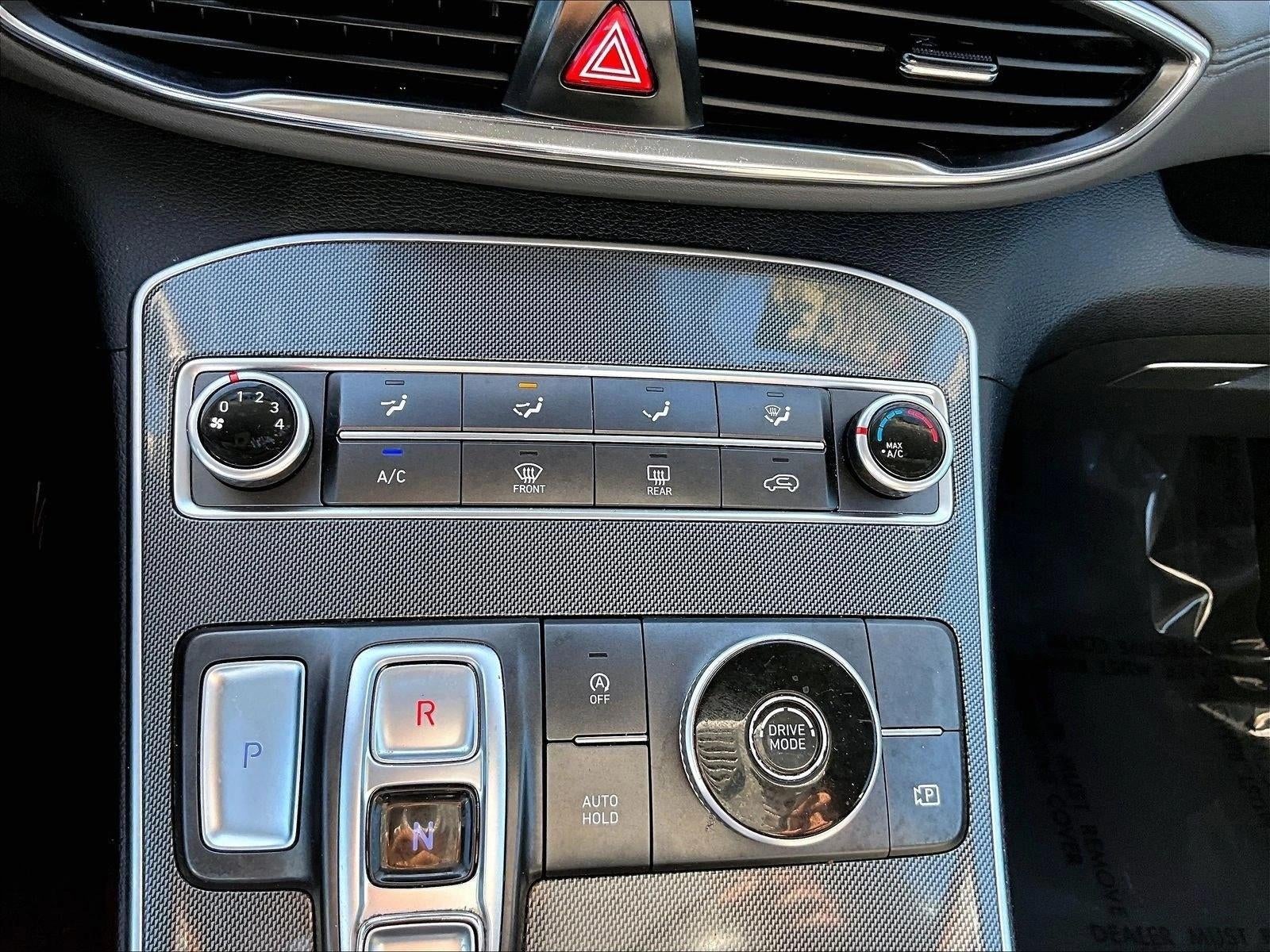 2021 Hyundai Santa Fe SE