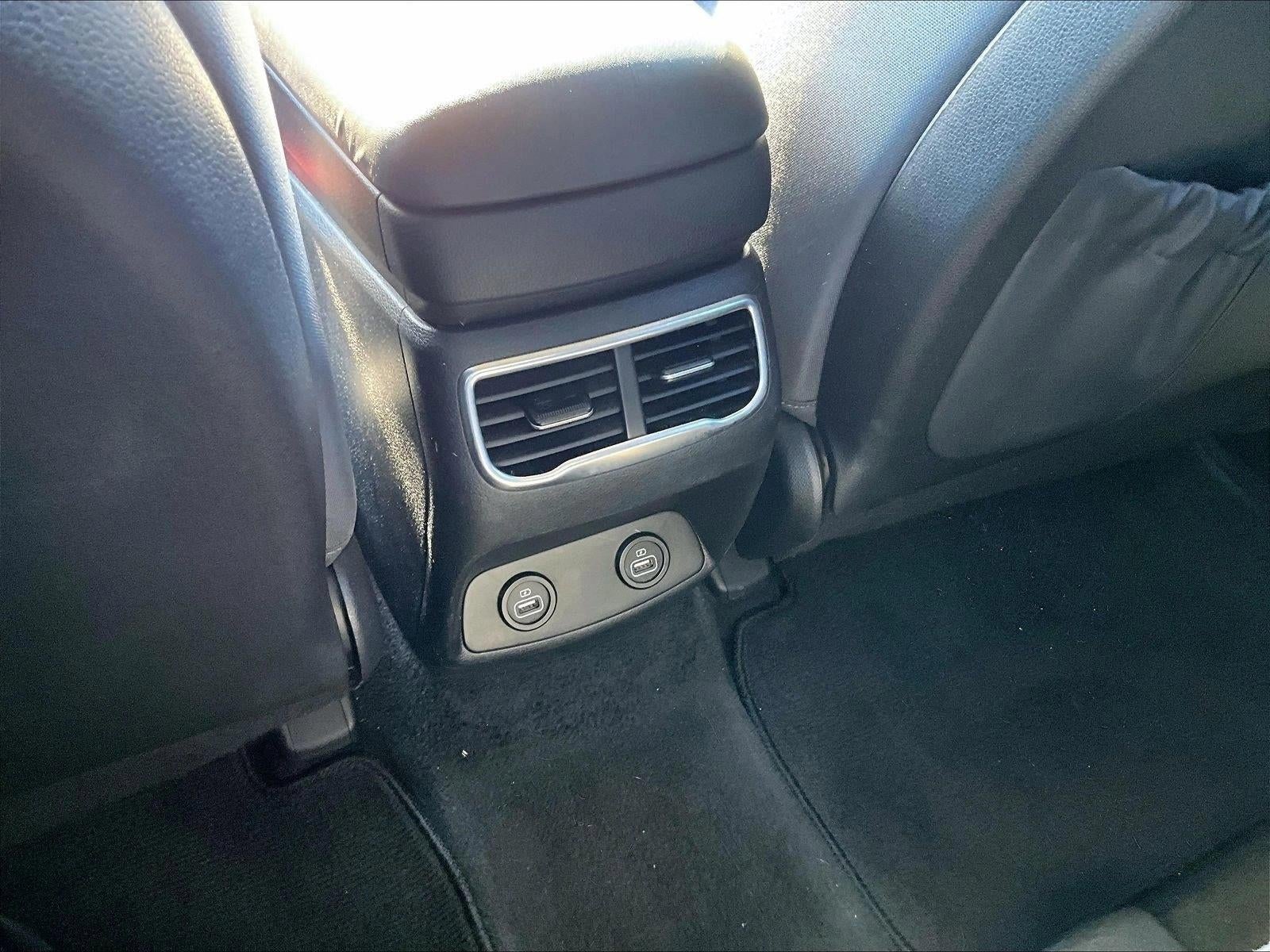 2021 Hyundai Santa Fe SE