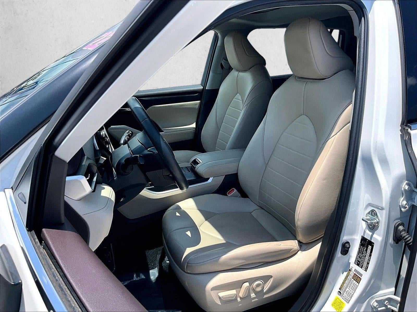 2022 Toyota Highlander XLE