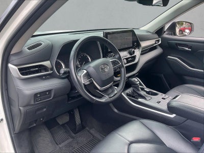 2024 Toyota Highlander XLE