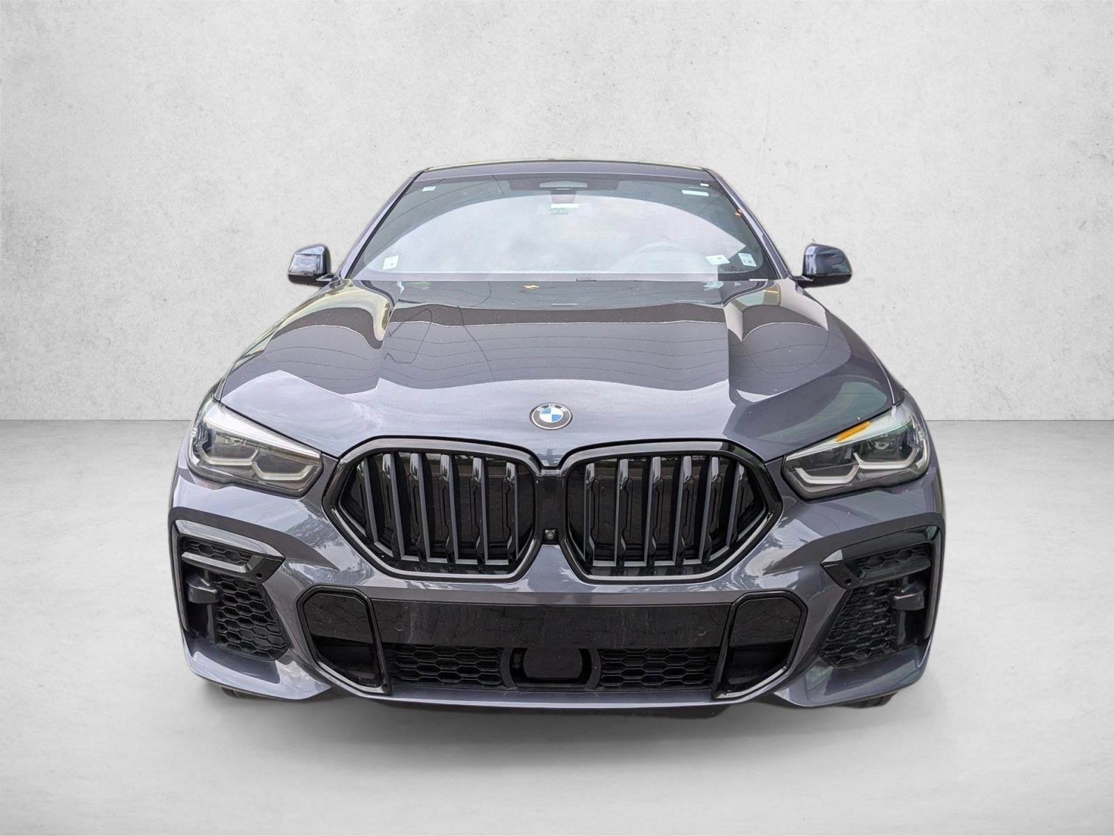 2022 BMW X6 M50i