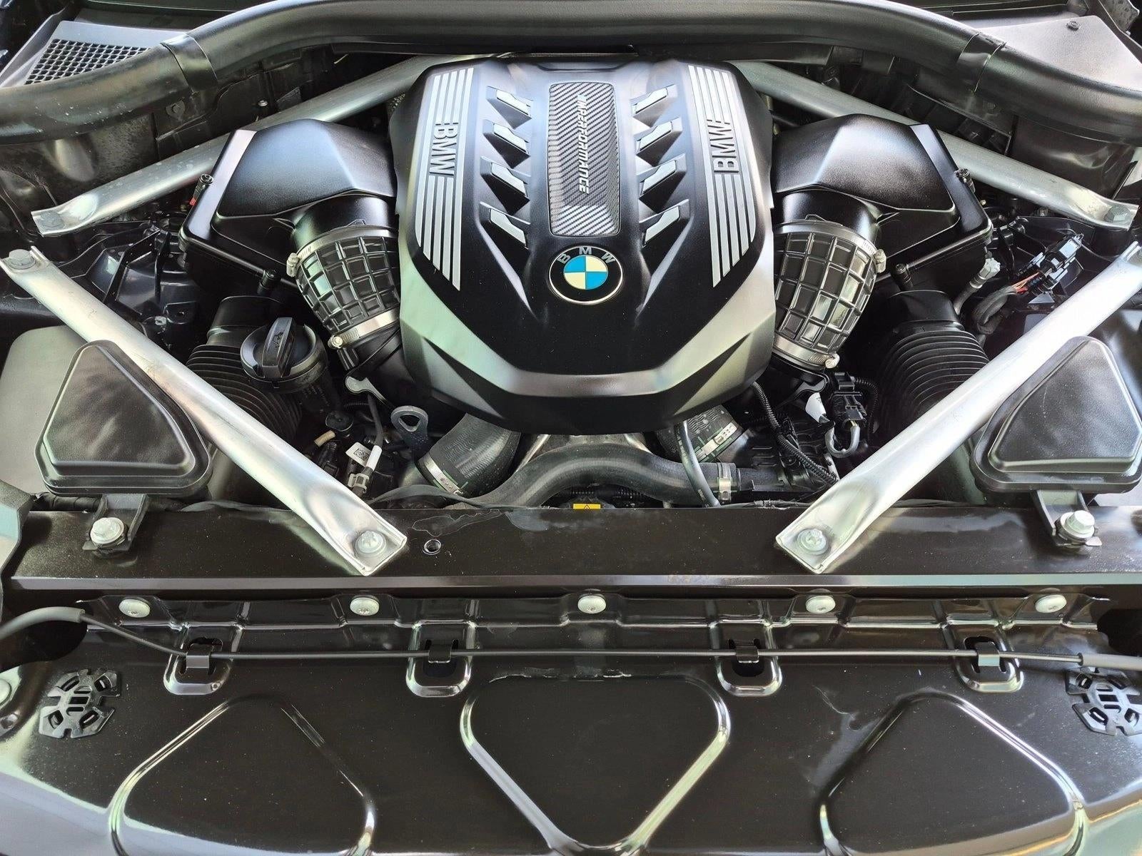 2022 BMW X6 M50i