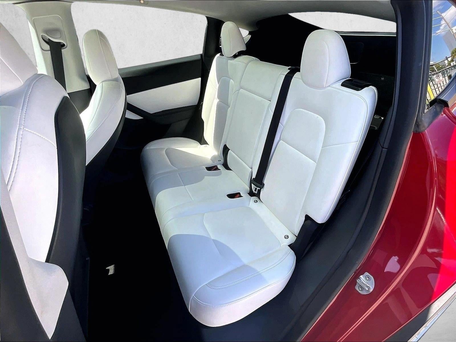 2022 Tesla Model Y Long Range Dual Motor All-Wheel Drive