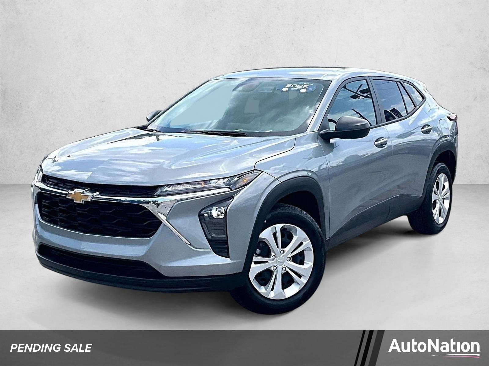 2024 Chevrolet Trax LS's photo