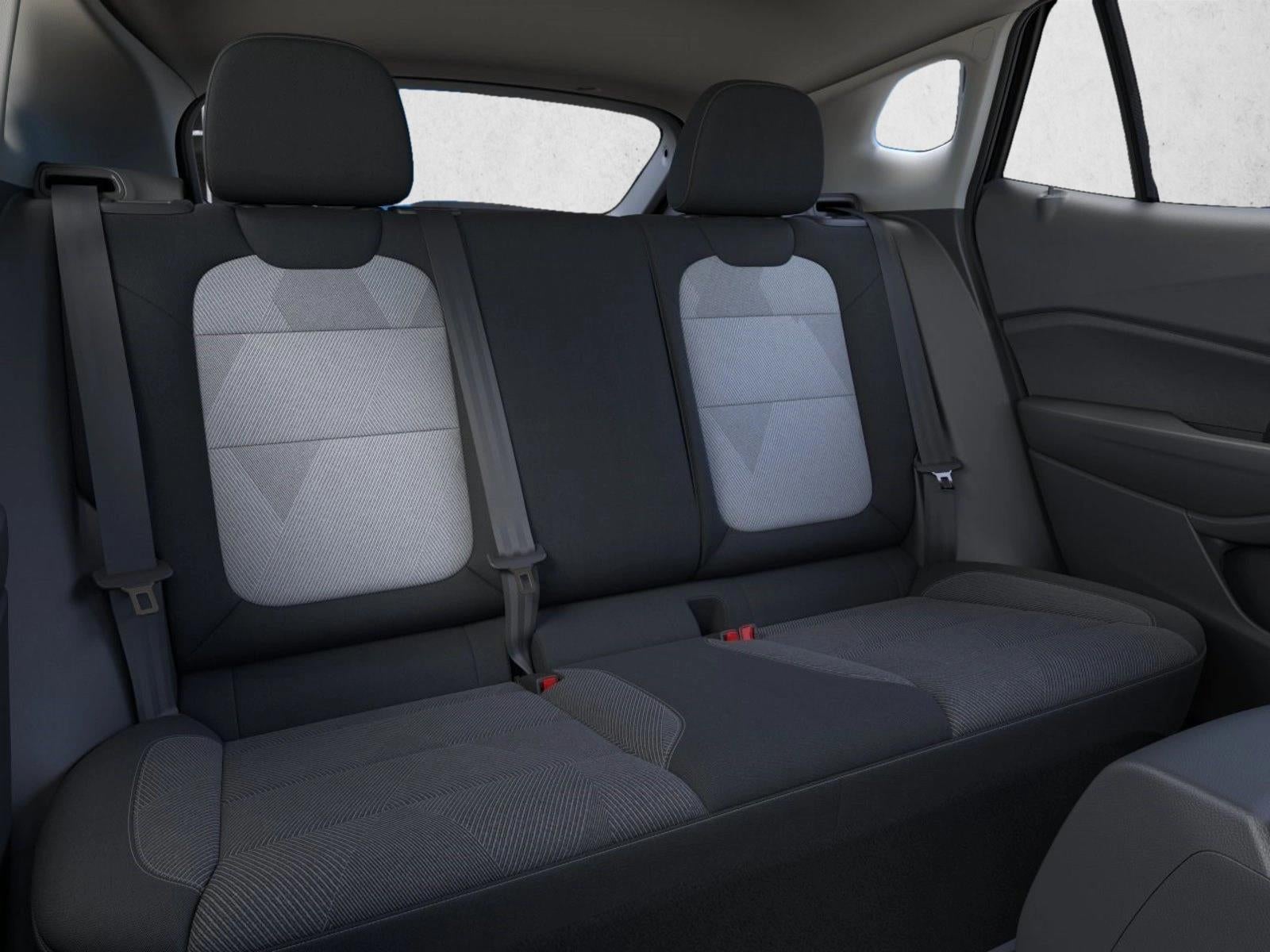 2026 Chevrolet Trax LS - Photo 17