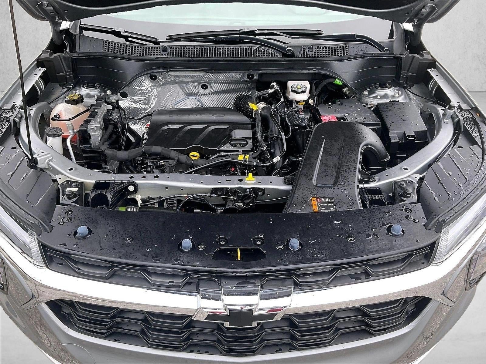2025 Chevrolet Trax LT - Photo 11
