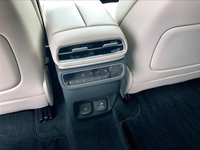 2025 Genesis GV80 Prestige