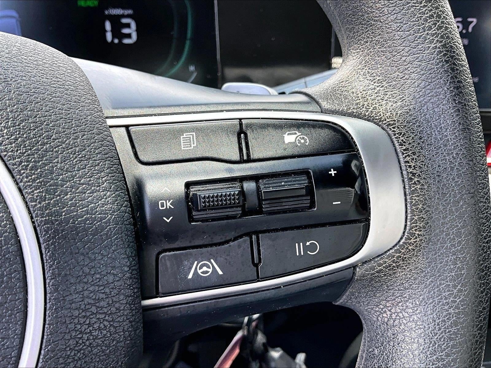 2023 Kia Sportage Hybrid LX
