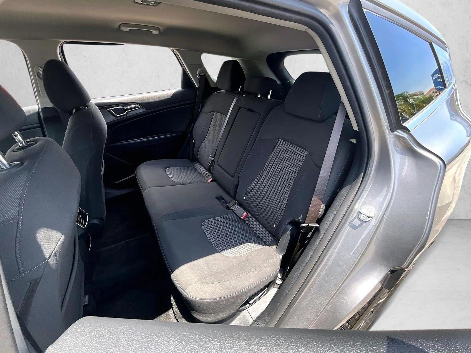 2023 Kia Sportage Hybrid LX