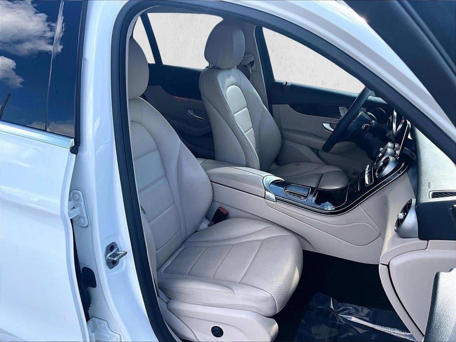 2022 Mercedes-Benz GLC 300 SUV