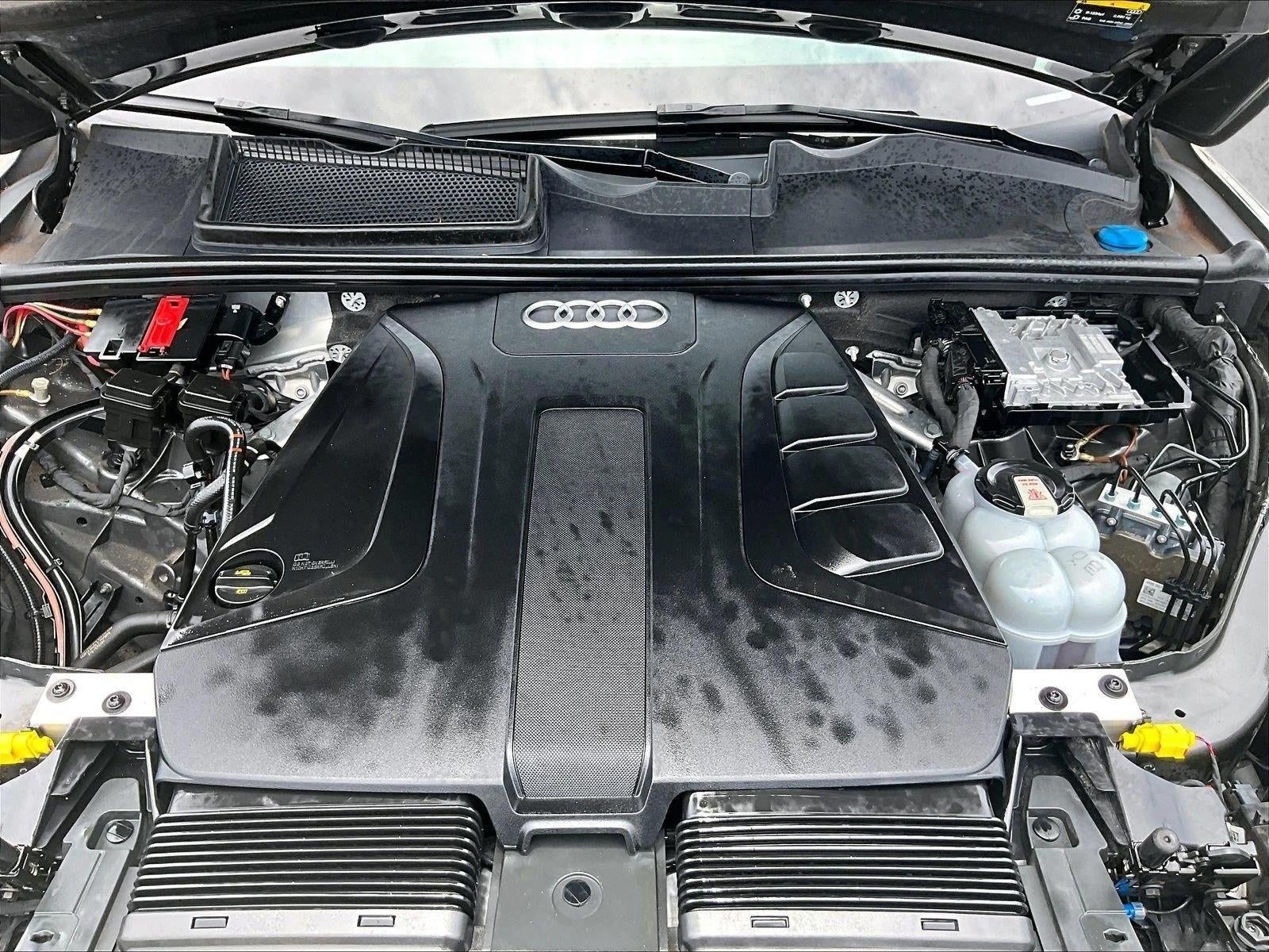 2022 Audi Q7 Premium 45 TFSI quattro Tiptronic