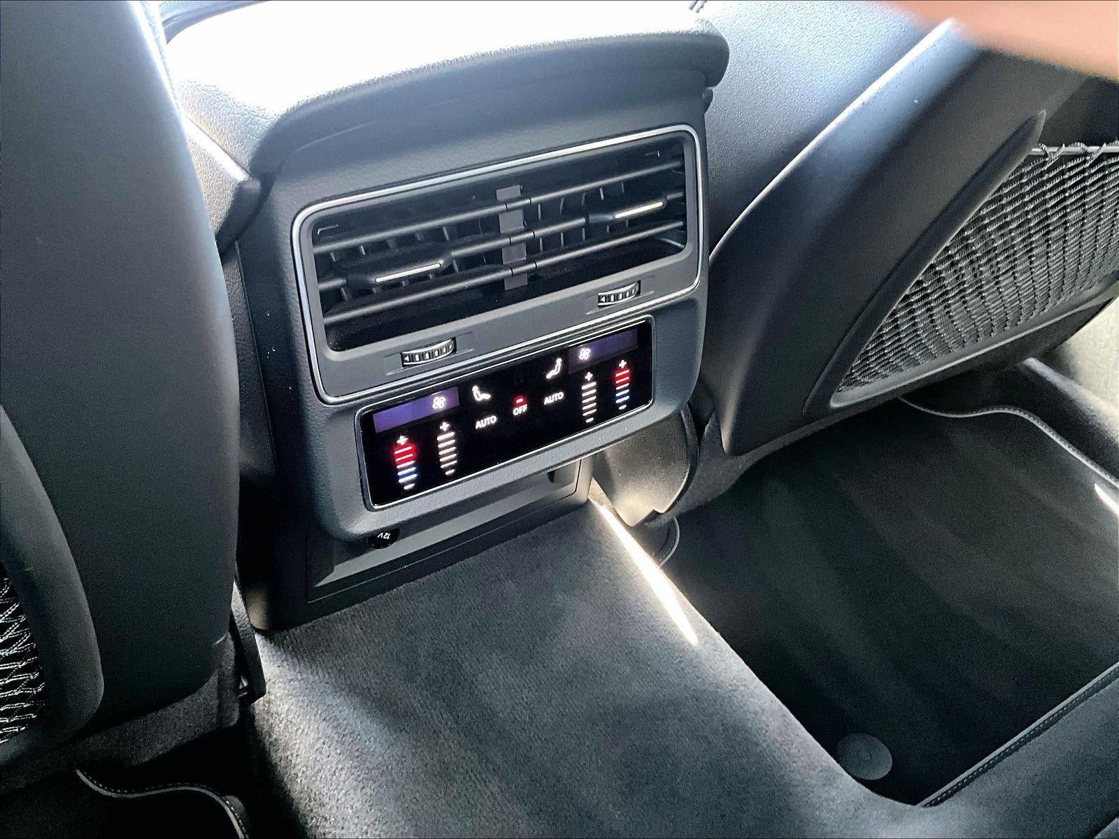 2019 Audi Q8 Premium Plus