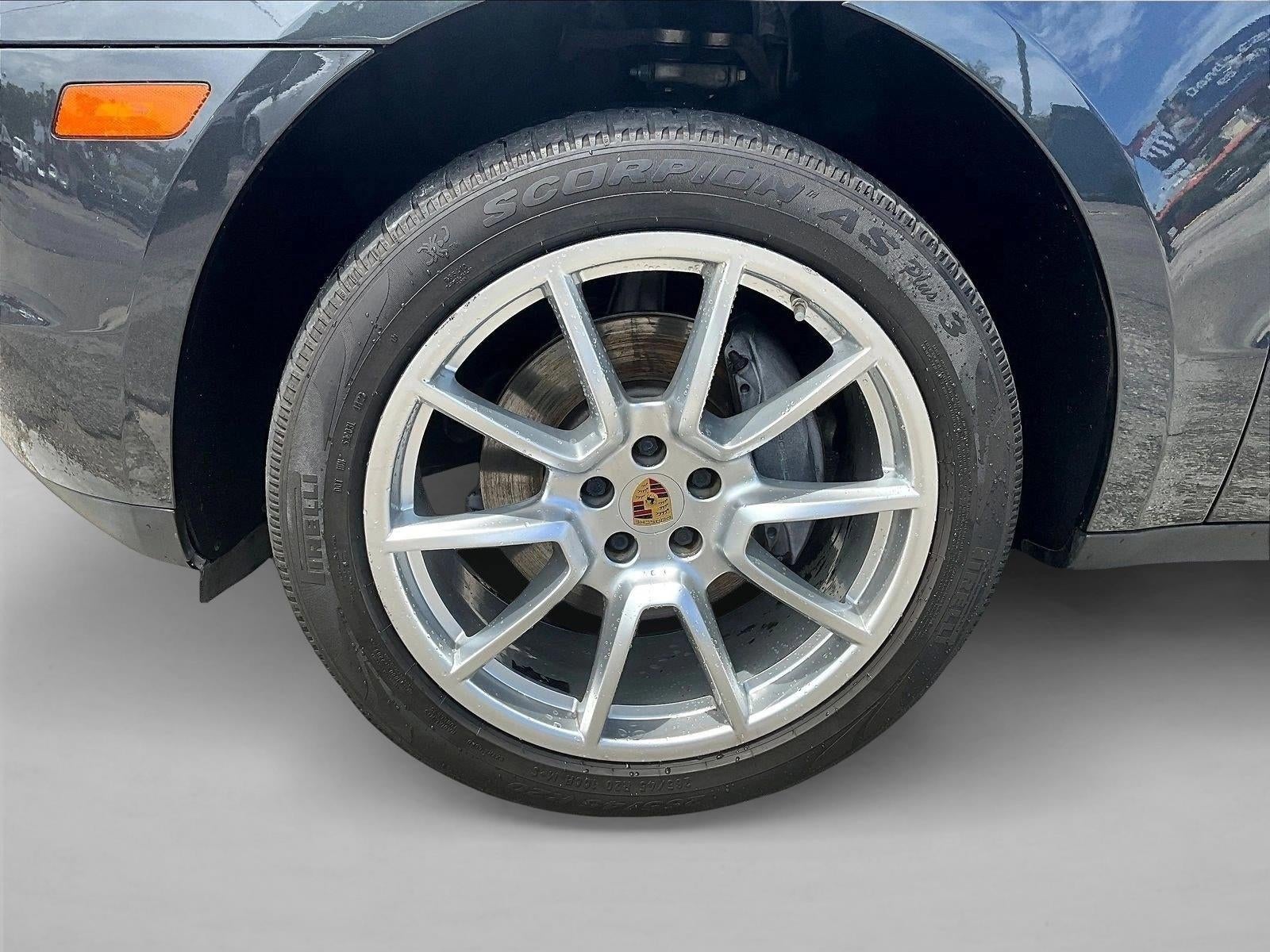 2018 Porsche Macan Base