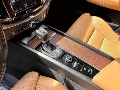 2019 Volvo XC60 Inscription