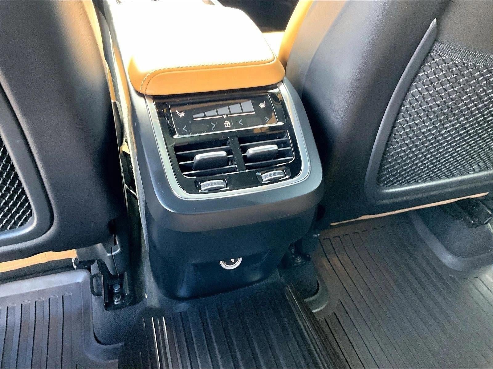 2019 Volvo XC60 Inscription
