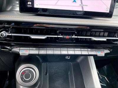 2025 Alfa Romeo Tonale Base