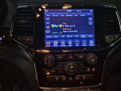 2019 Jeep Grand Cherokee Laredo E 4x2