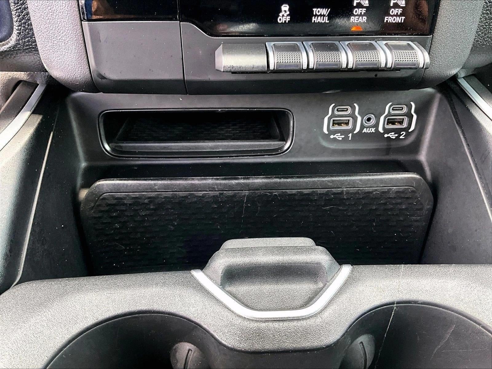 2022 RAM 1500 Big Horn Quad Cab 4x2 6'4" Box