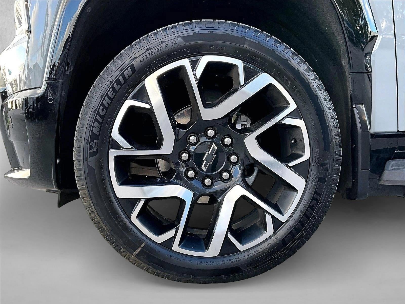 2025 Chevrolet Silverado EV RST - Max Range