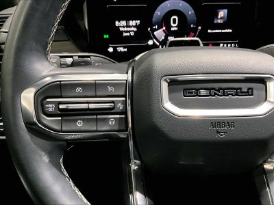 2025 GMC Acadia Denali