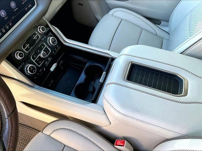 2021 GMC Yukon XL Base