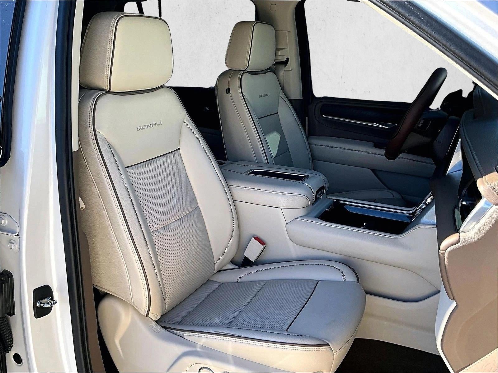 2021 GMC Yukon XL Base