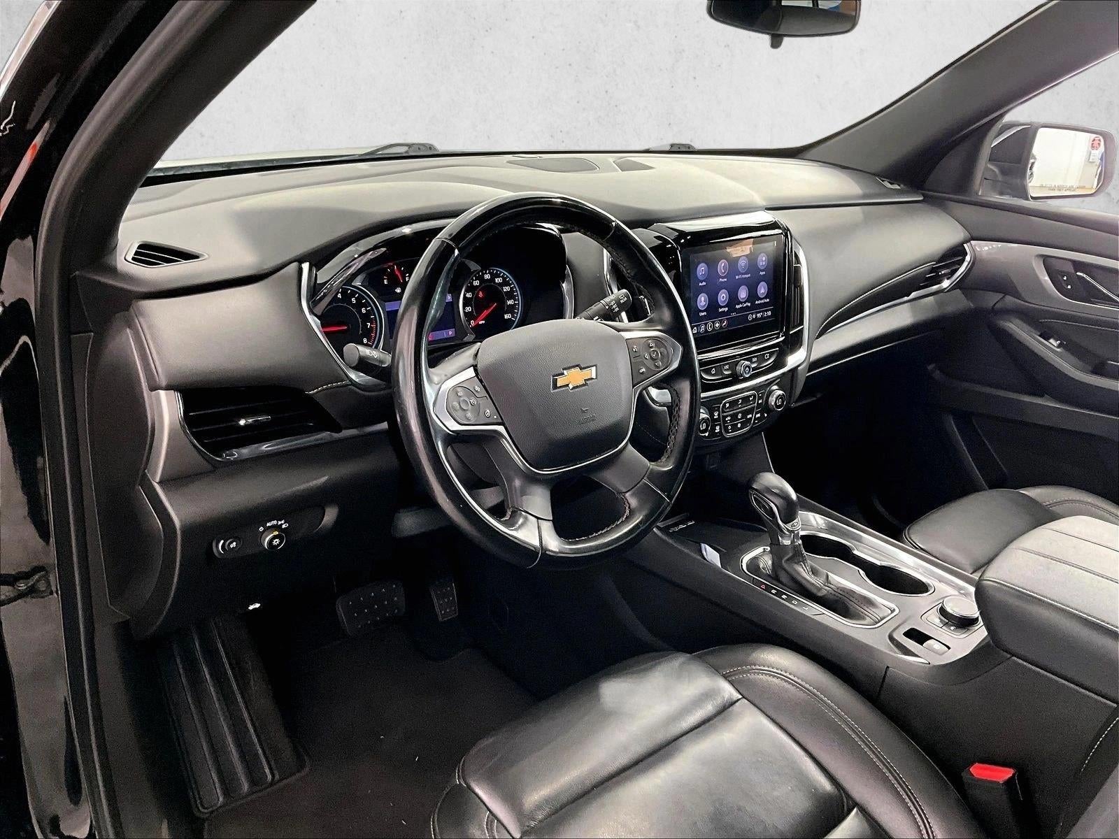 2023 Chevrolet Traverse LT Leather