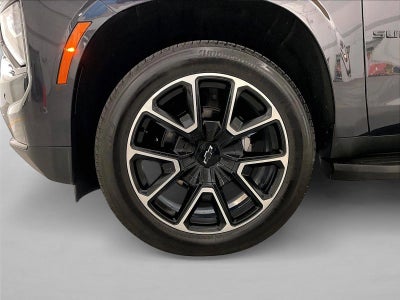 2025 Chevrolet Suburban RST