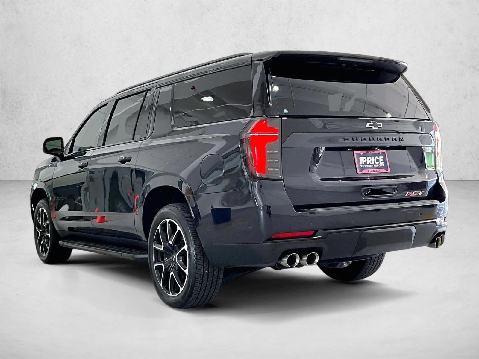 2025 Chevrolet Suburban RST