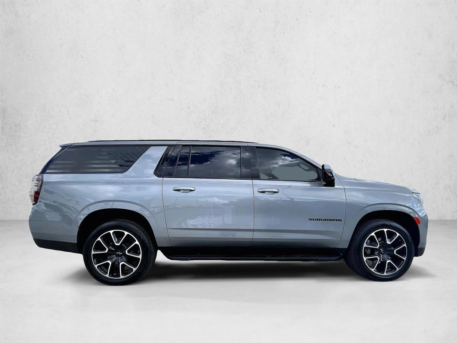 2023 Chevrolet Suburban RST