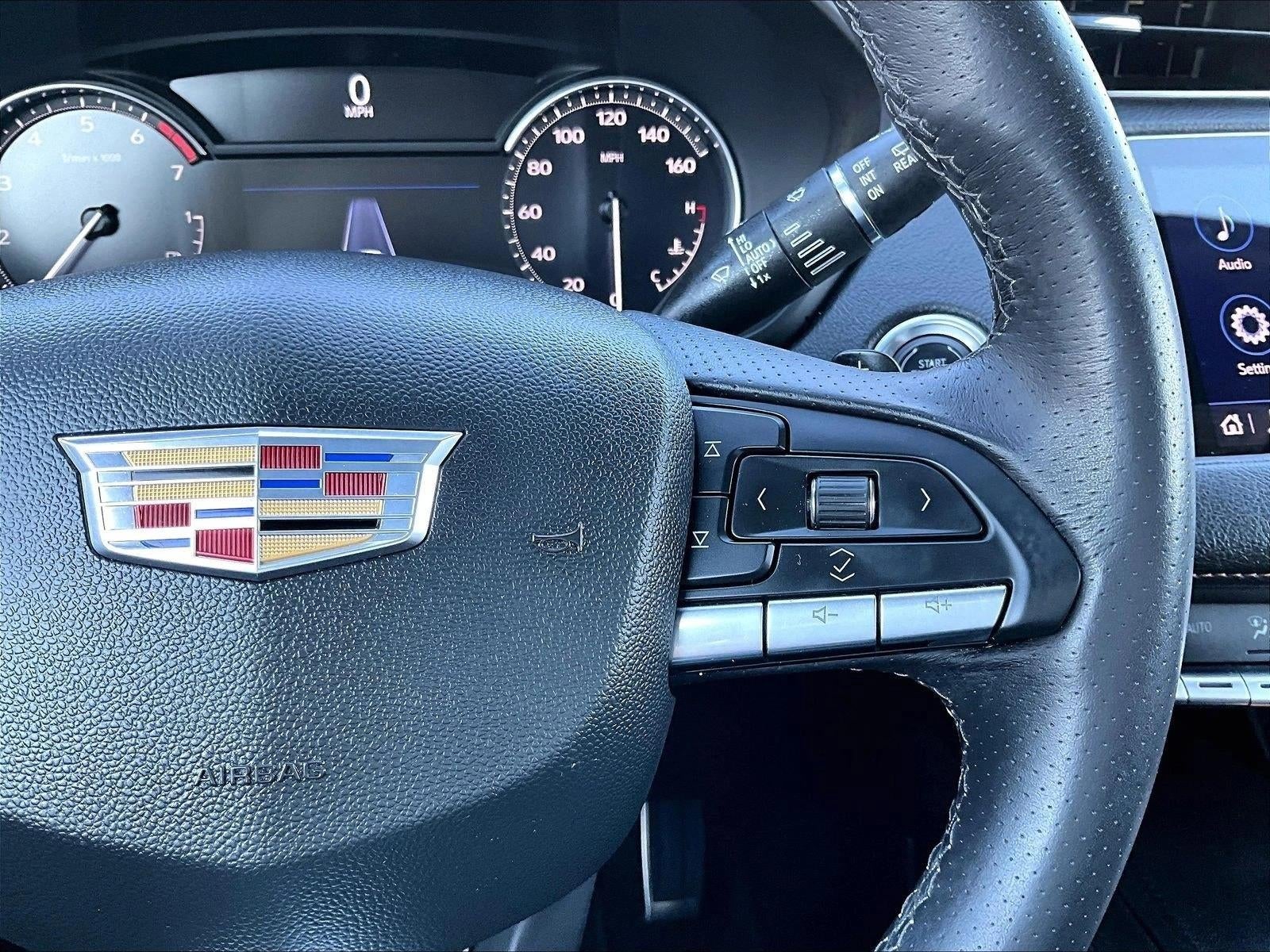 2023 Cadillac XT4 Sport