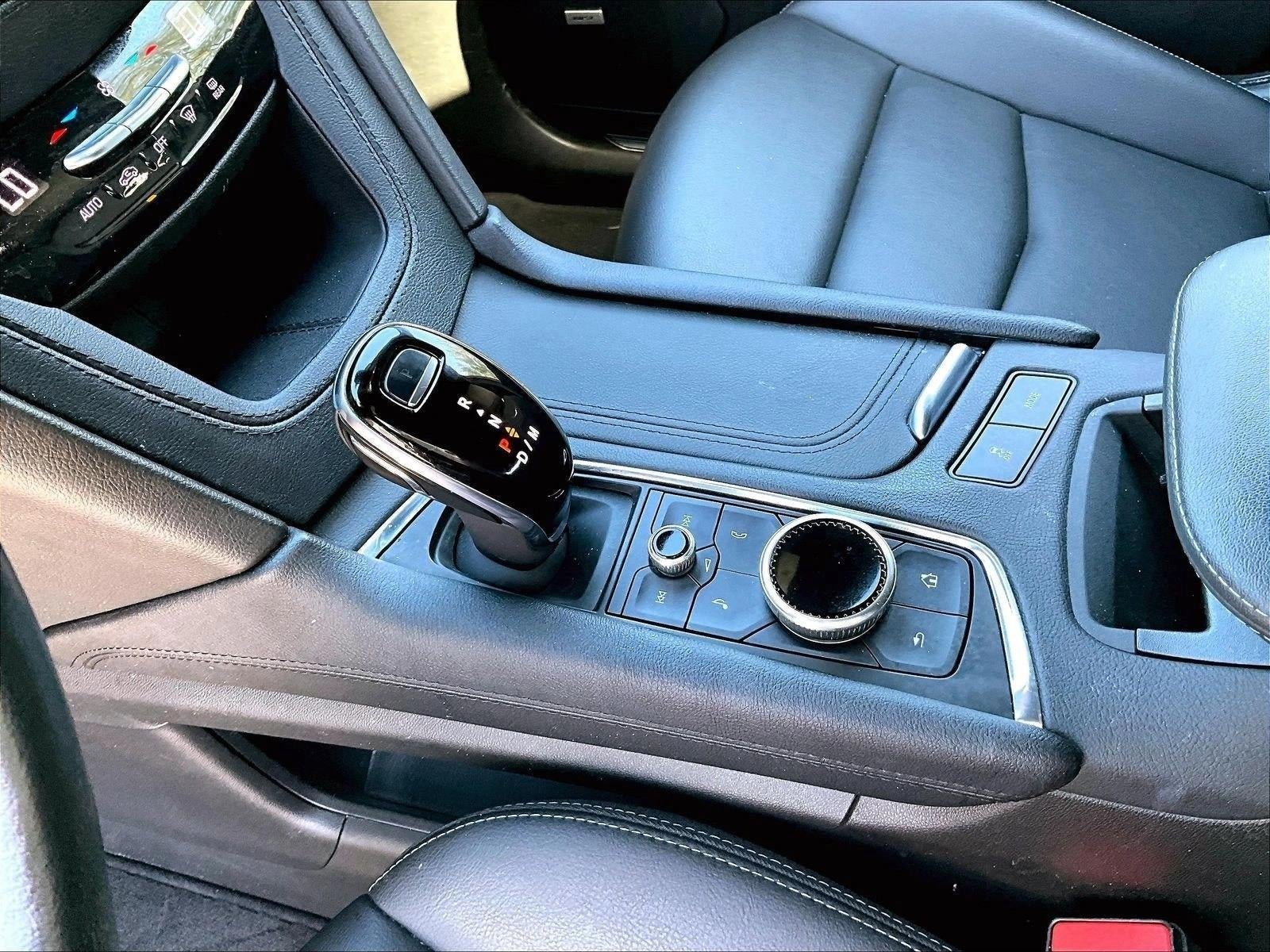 2023 Cadillac XT5 Luxury