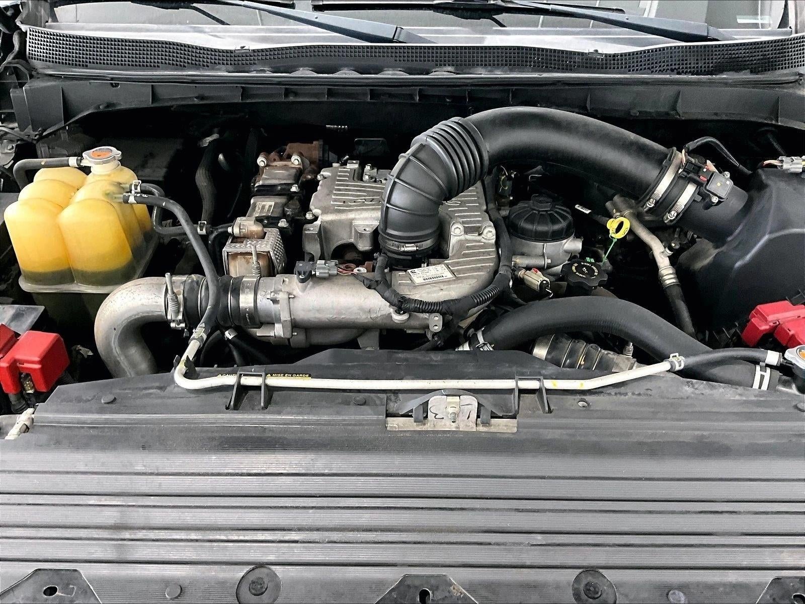 2016 Nissan TITAN XD SL Diesel