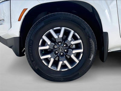 2024 Nissan Frontier Crew Cab SL 4x2