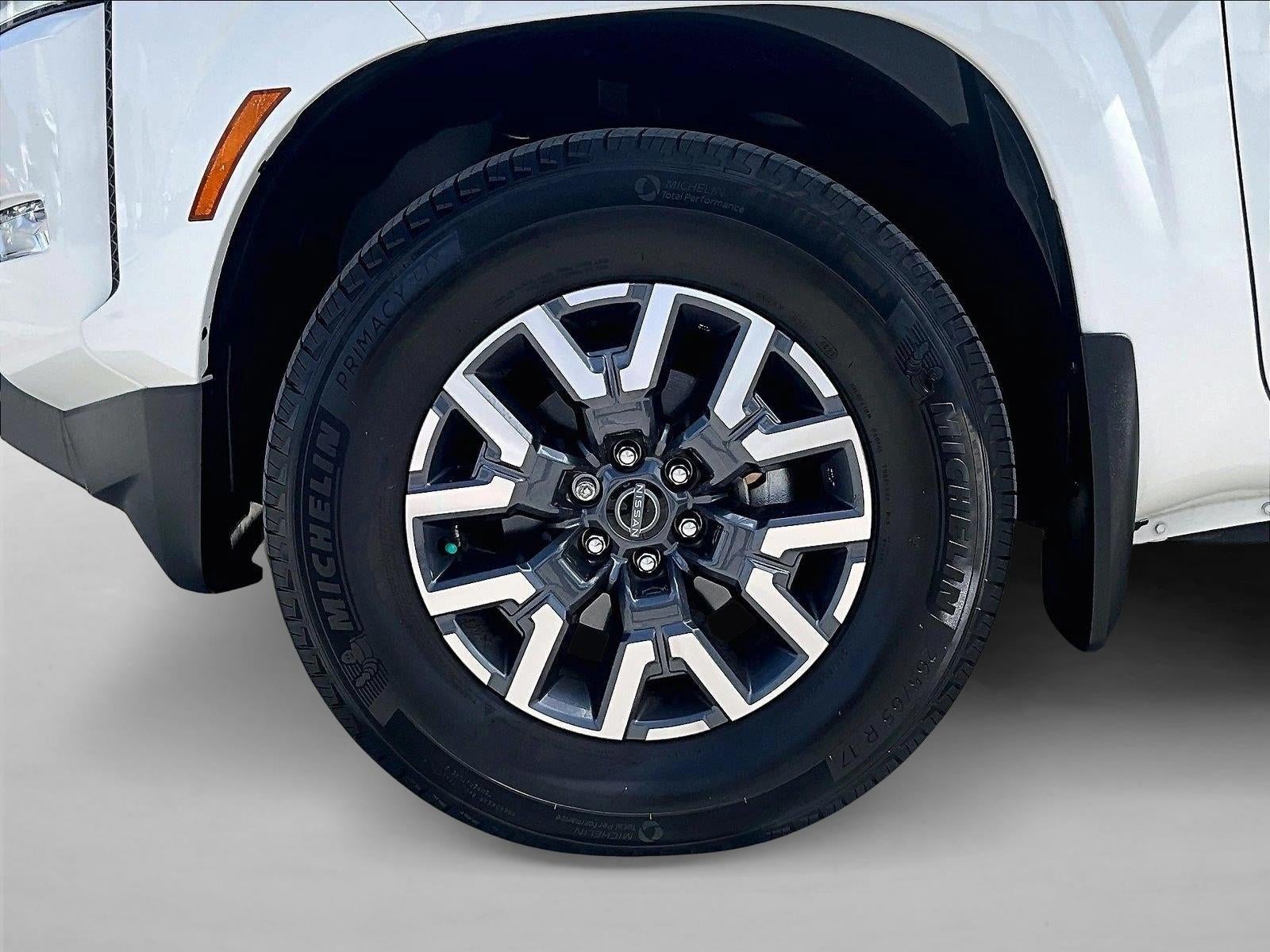 2024 Nissan Frontier Crew Cab SL 4x2
