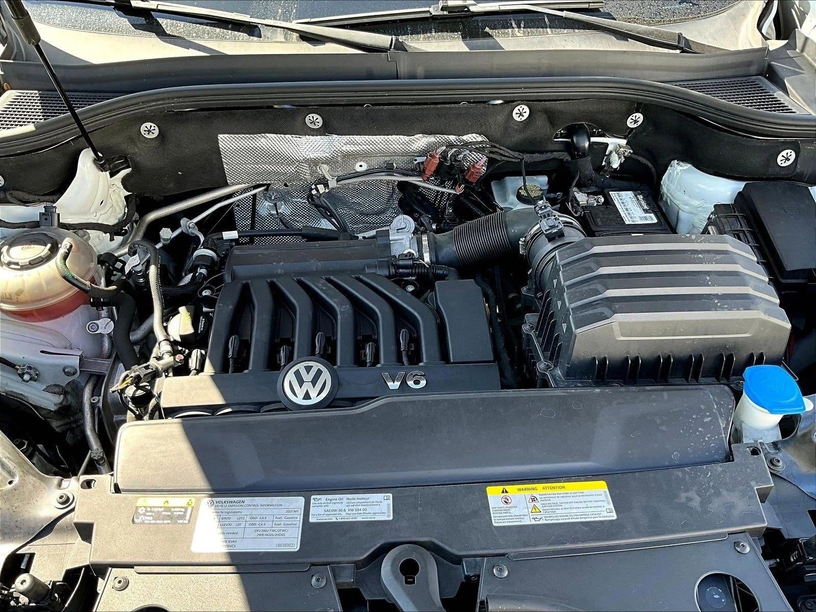 2021 Volkswagen Atlas 3.6L V6 SE w/Technology R-Line