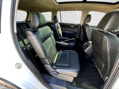 2021 Volkswagen Atlas 3.6L V6 SE w/Technology R-Line