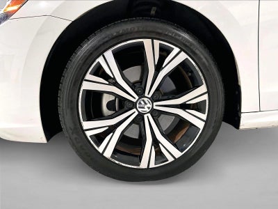 2022 Volkswagen Passat 2.0T SE