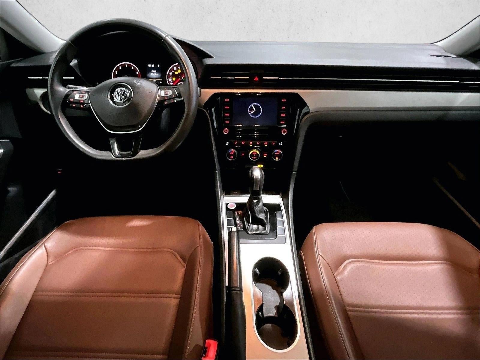 2022 Volkswagen Passat 2.0T SE