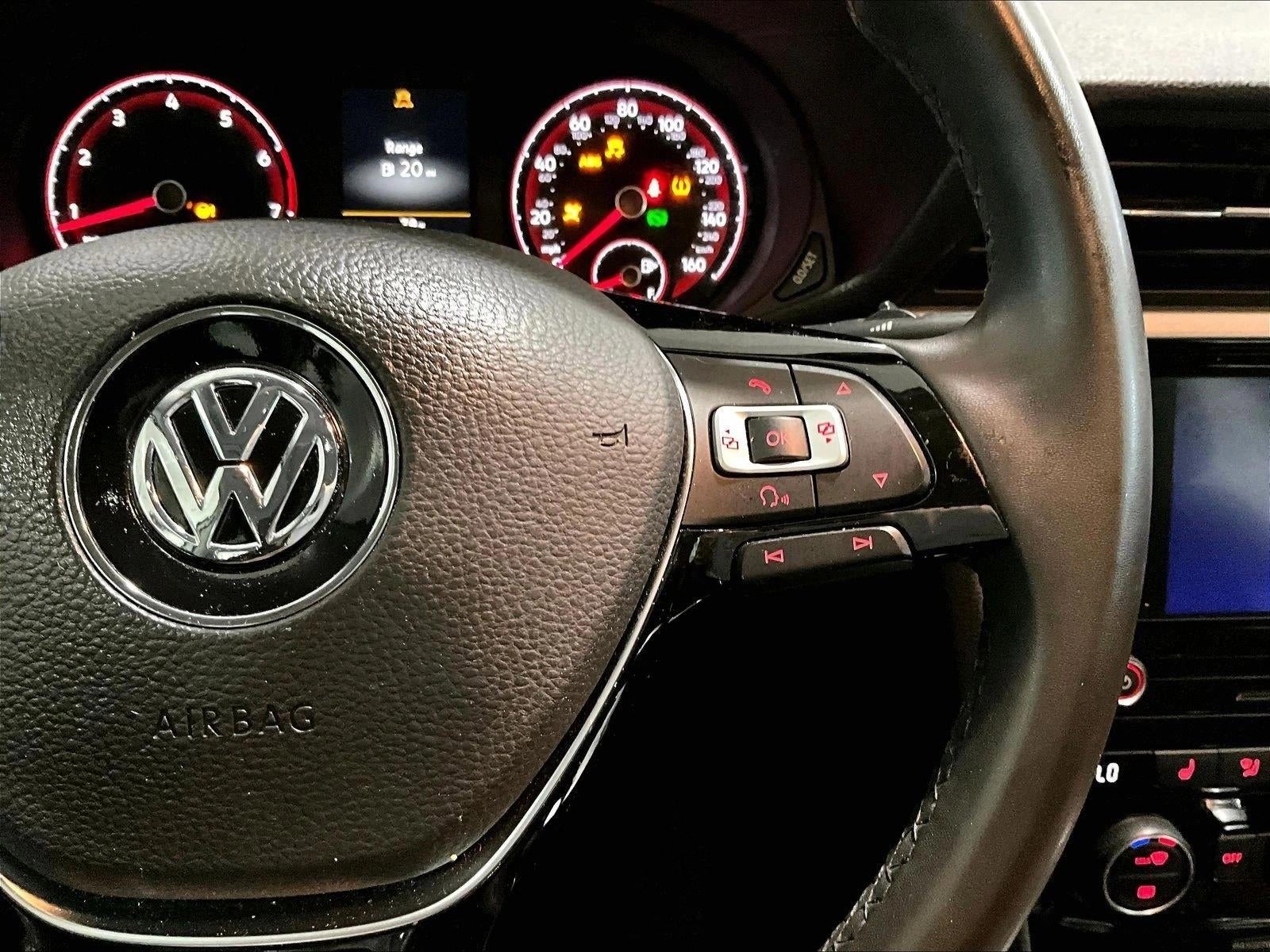 2022 Volkswagen Passat 2.0T SE
