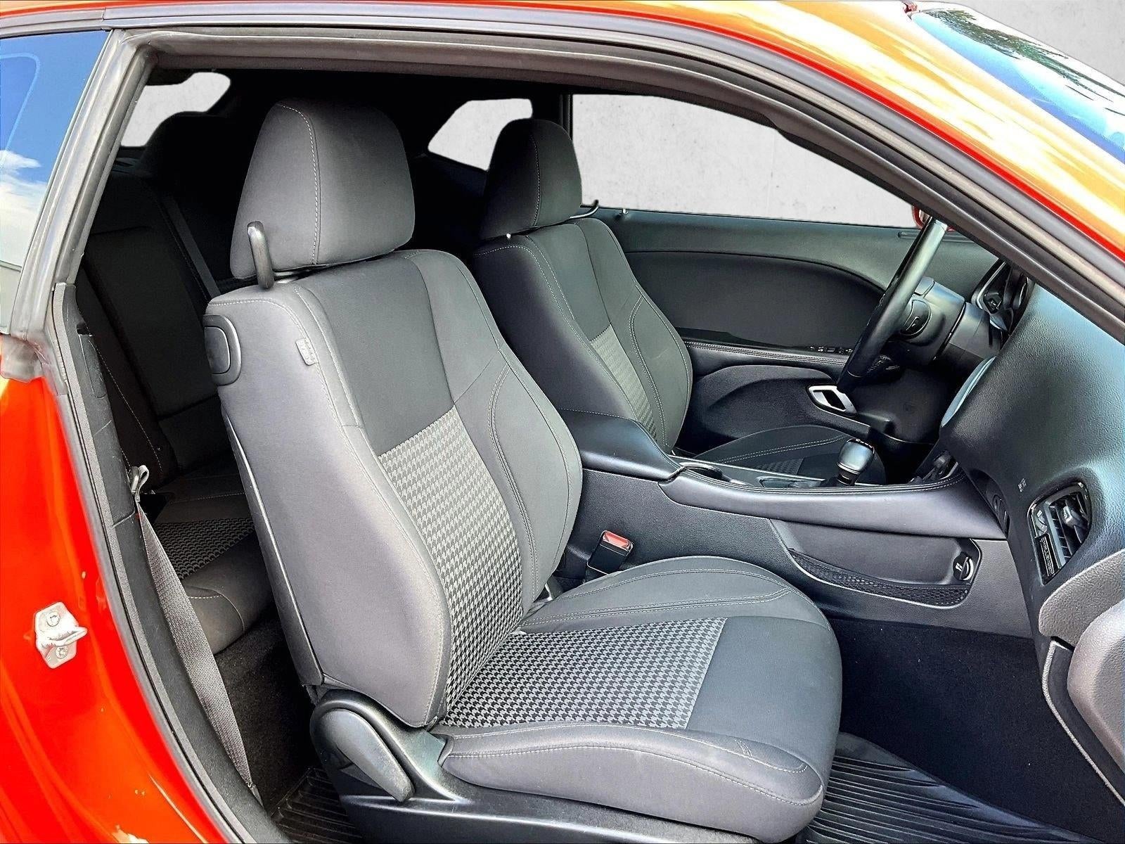 2019 Dodge Challenger SXT