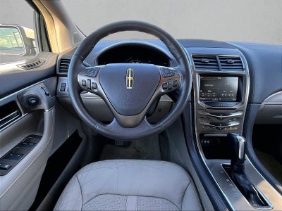 2015 Lincoln MKX Base