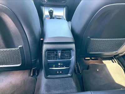 2022 BMW 330e 330e