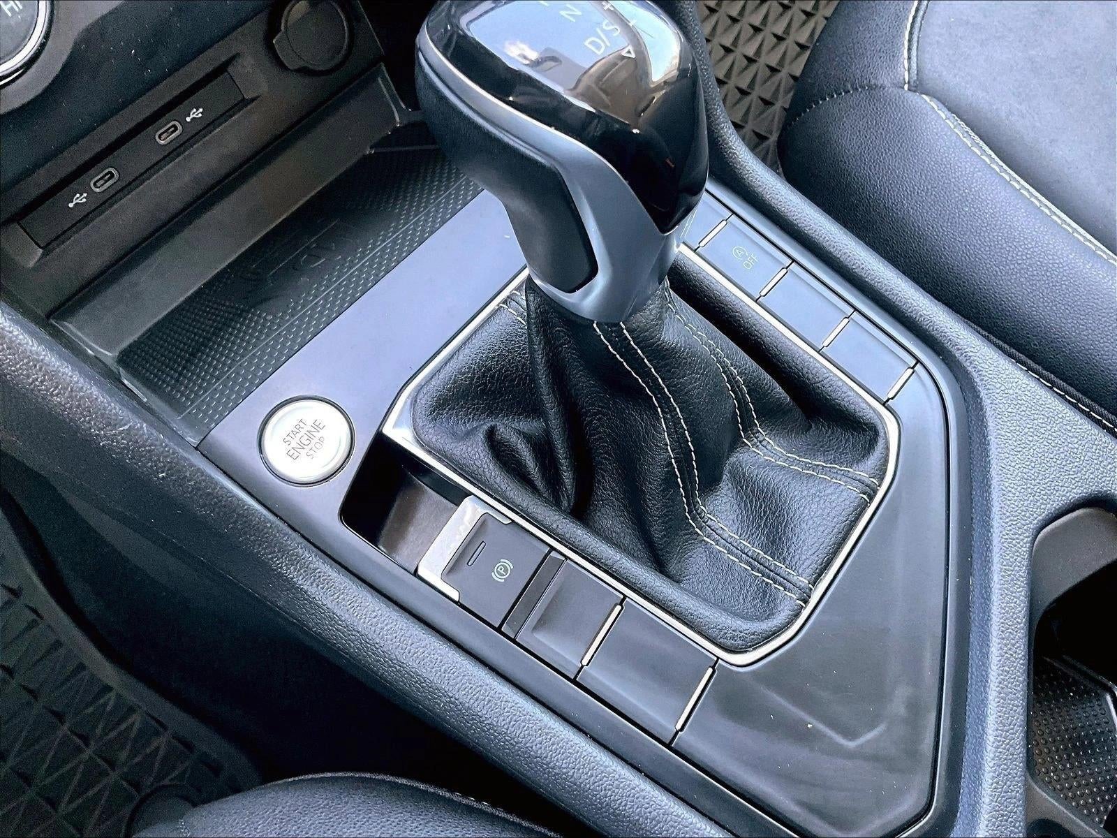 2022 Volkswagen Taos SE