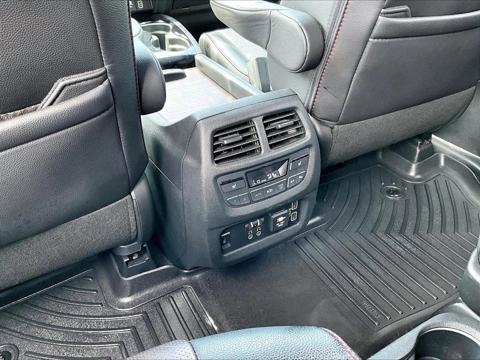 2022 Honda Pilot AWD Black Edition