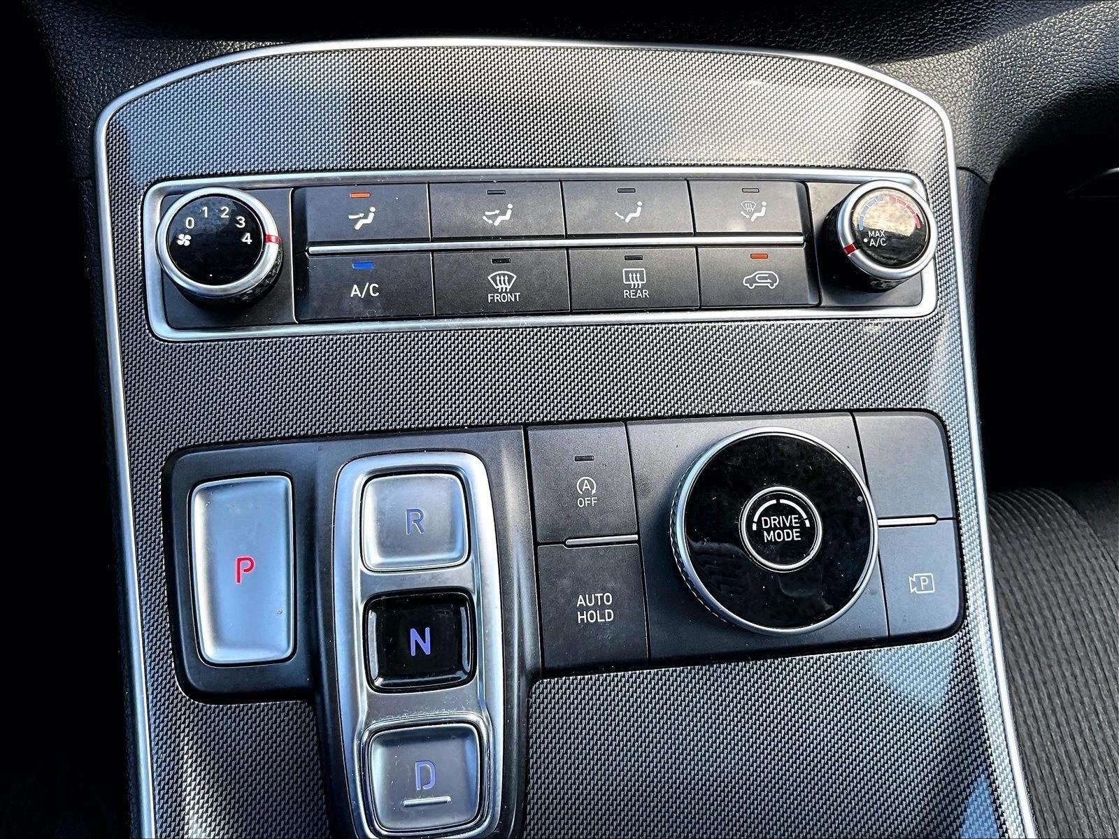 2021 Hyundai Santa Fe SE