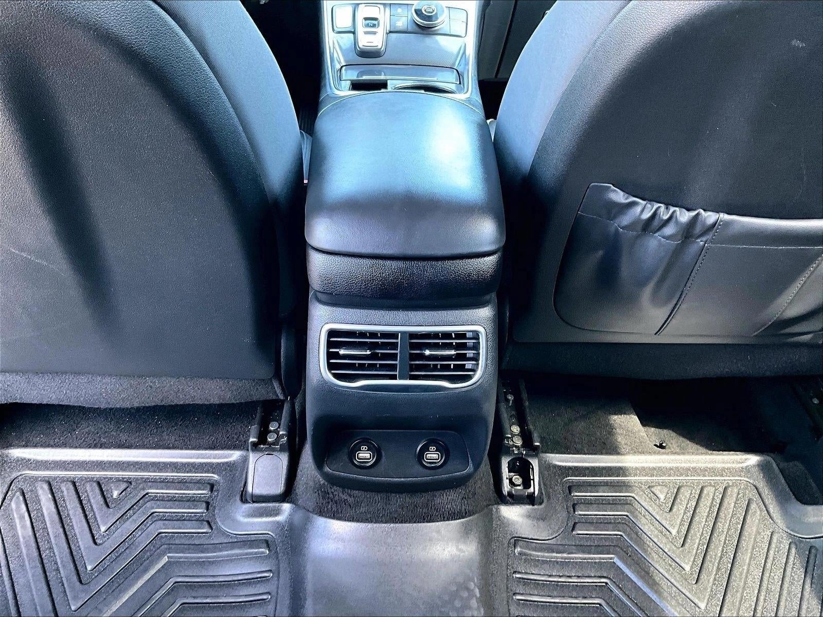 2021 Hyundai Santa Fe SE