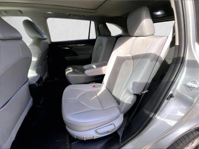 2021 Toyota Highlander Platinum