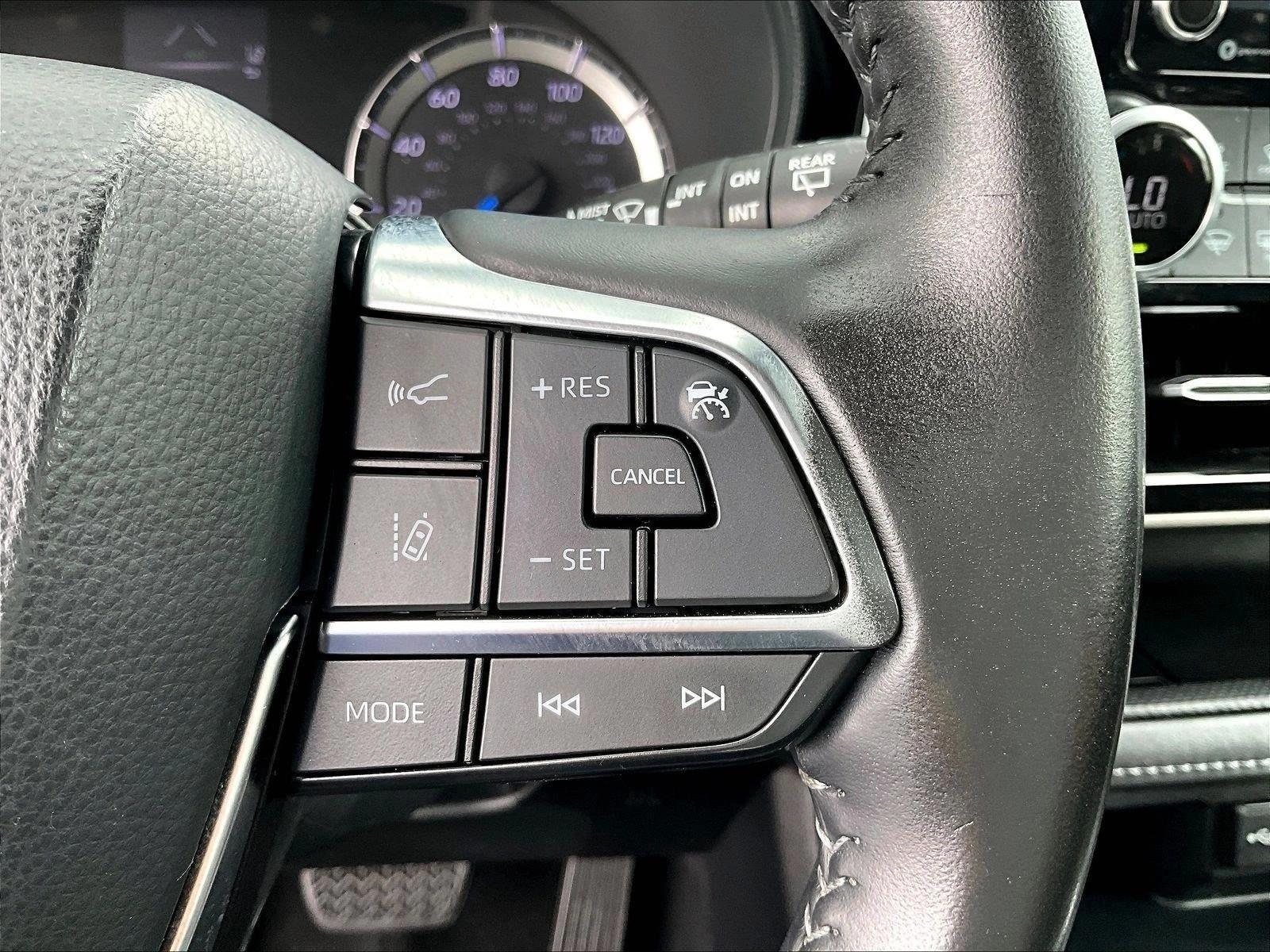 2021 Toyota Highlander Hybrid LE