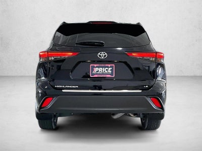 2022 Toyota Highlander LE